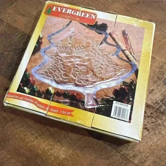 Vintage  Evergreen Collection Christmas Tree Plate - Picture 2 of 5